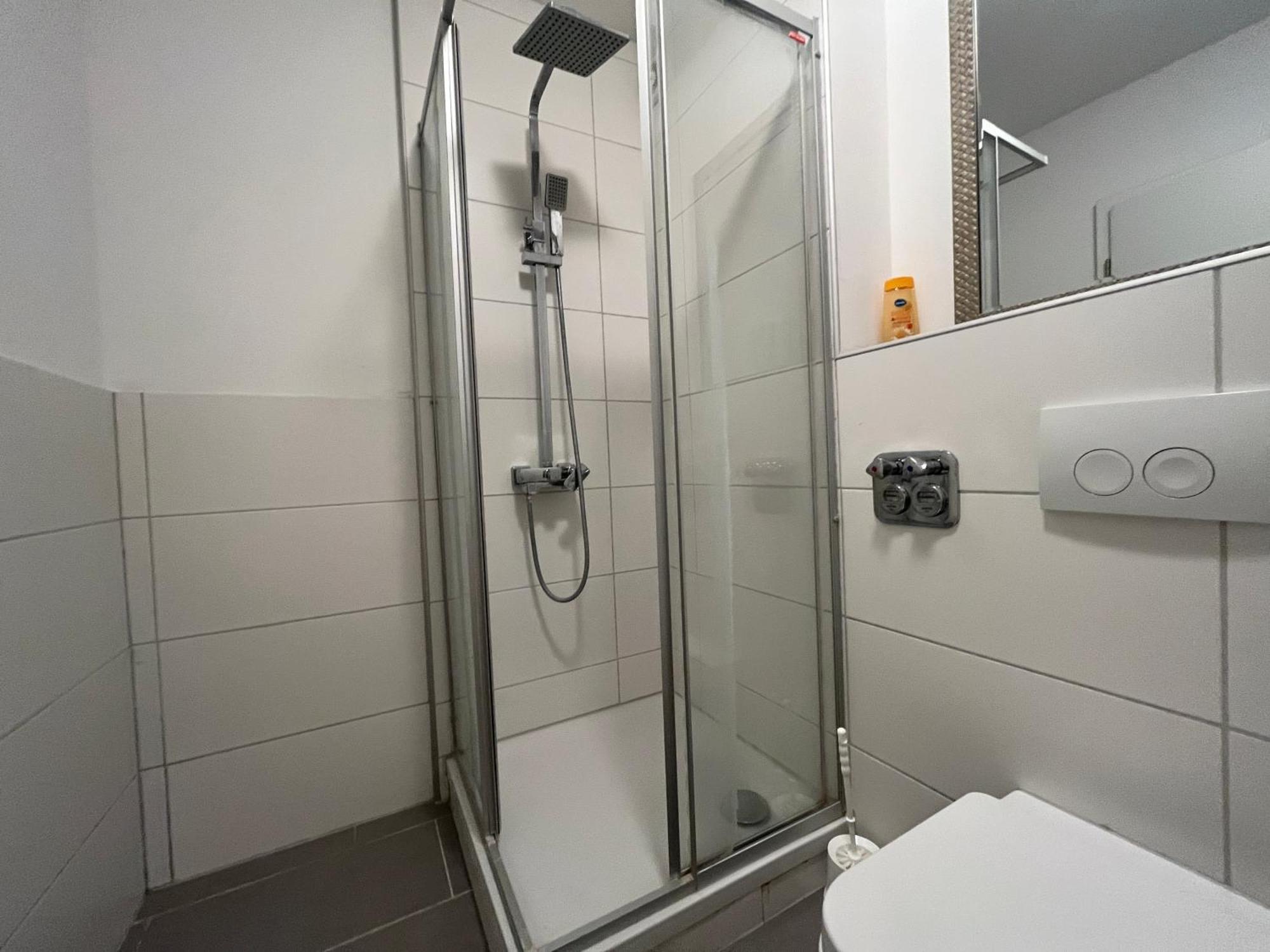 Simplex Apartments Am Europaplatz Karlsruhe Kamer foto