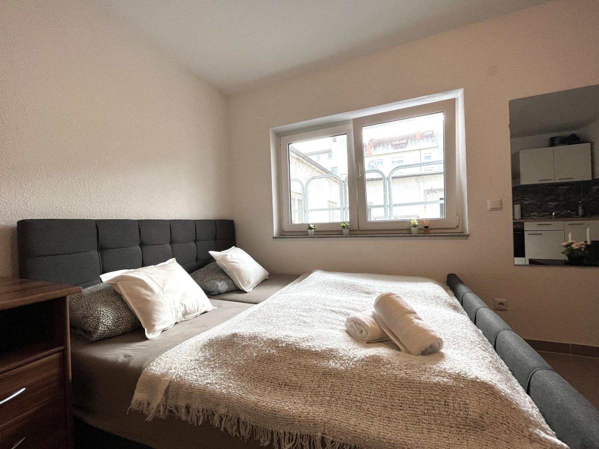 Simplex Apartments Am Europaplatz Karlsruhe Kamer foto